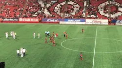 El nuevo césped artificial del estadio Caliente fue el escenario del reto