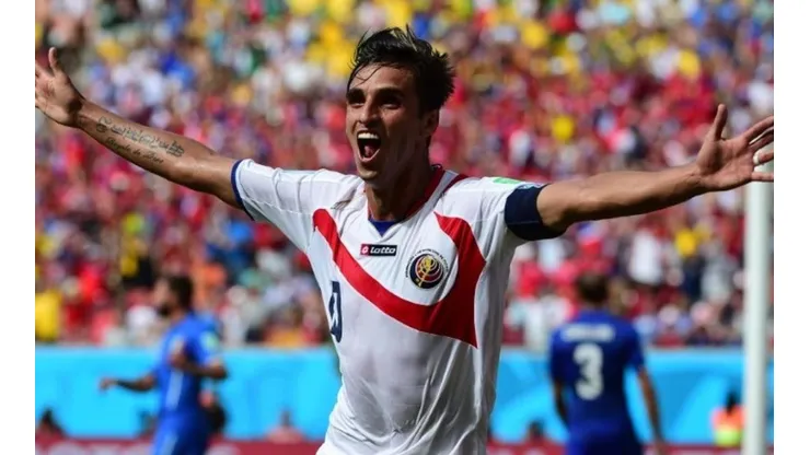 El capitán de la selección tricolor fue comparado con la imagen de sus inicios