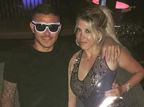 Wanda Nara se sacó una foto en el espejo ¡con un escote enorme!: "El espejo no miente"