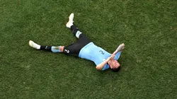 DESTRUIDO. La tristeza de José María Giménez tras la eliminación de Uruguay del Mundial (Foto: Getty).