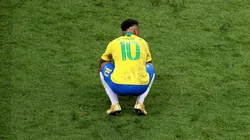 Foto de Neymar con la piel de la Selección de Brasil.