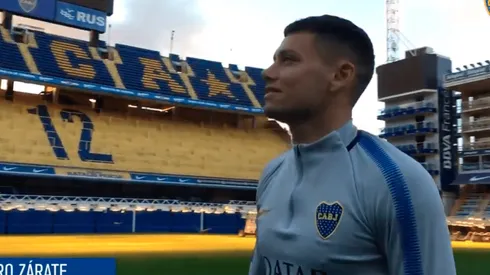 ENAMORADO. Mauro se flechó con La Bombonera.