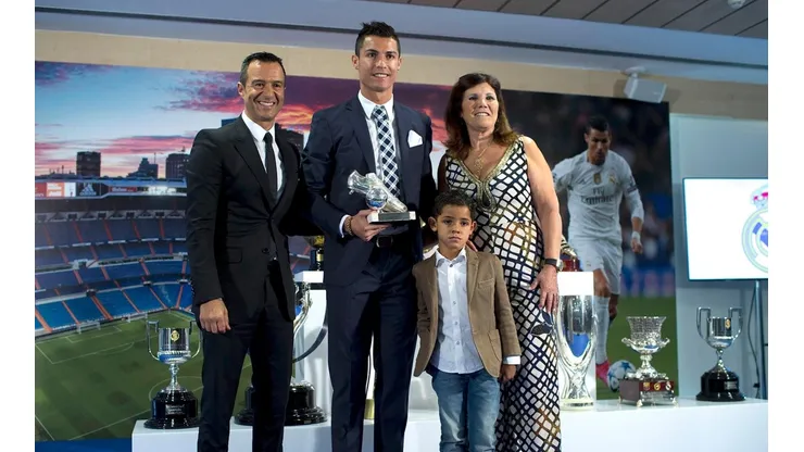 Jorge Mendes no desmintió los rumores que vinculan a Cristiano con la Juventus.