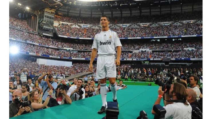 ASÍ NO. 85.000 personas asistieron a la ceremonia de bienvenida de CR7.