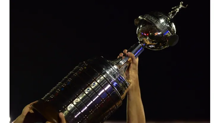 El trofeo de la Copa Libertadores