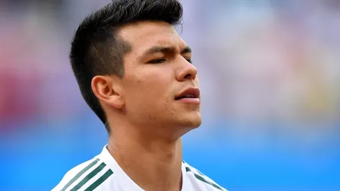 El Chucky Lozano canta el himno