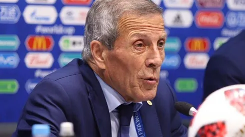 CRITICÓ A LA PRENSA. Tabárez habló en conferencia de prensa antes de Uruguay-Francia.