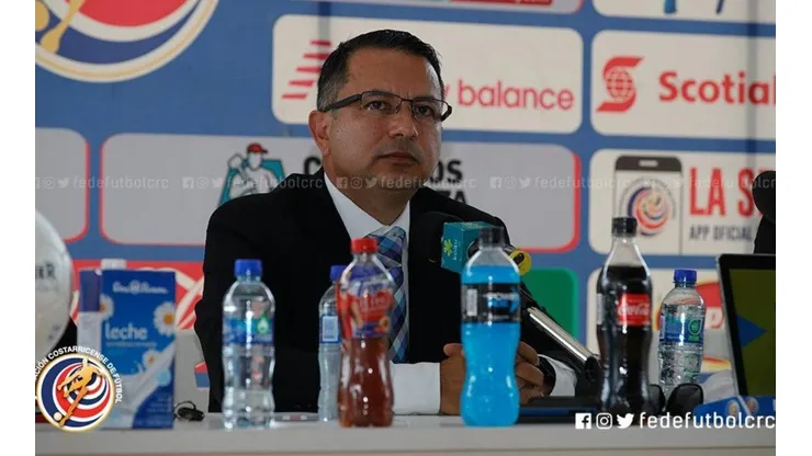 El dirigente afirmó que esperan tener al técnico antes de la fecha FIFA de septiembre