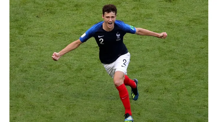 Benjamin Pavard estaría en carpeta del Bayern Munich para el 2019
