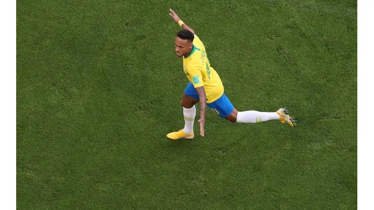 Neymar festeja su gol