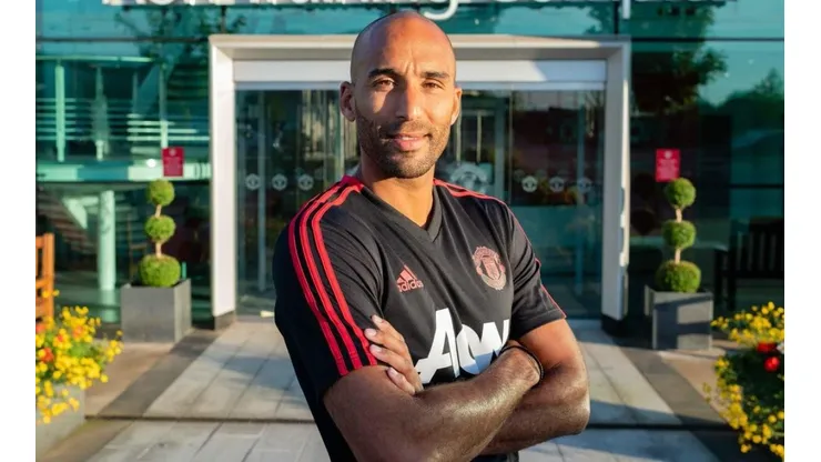 El Manchester United oficializó a su nuevo arquero: Lee Grant