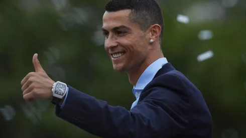 Cristiano Ronaldo sonríe