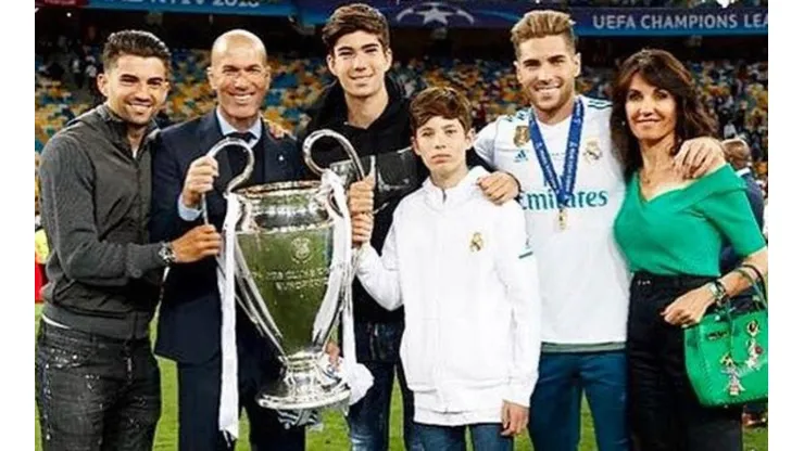 La foto en un barco que sacó a la luz la perfección de la familia Zidane