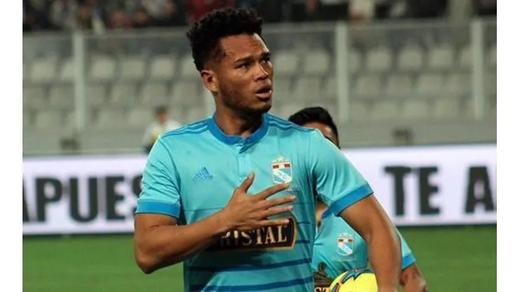 "El Toro" Blackburn tuvo una pasantía con el peruano Sporting Cristal