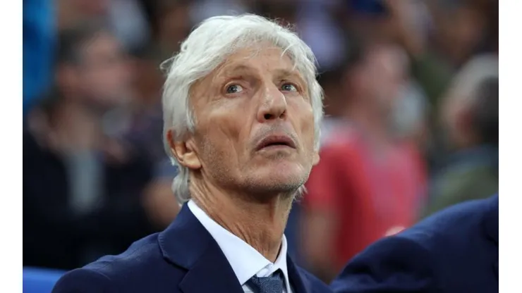 José Pekerman durante el duelo ante Inglaterra.