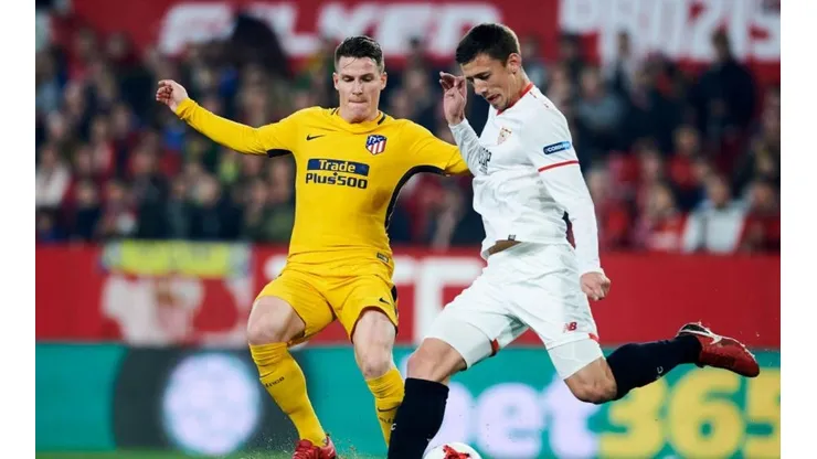 Lenglet con la camiseta de Sevilla.