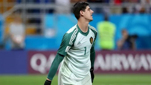 Thibaut Courtais casi se hace un gol él mismo.