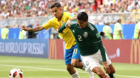 Tardó 3 minutos: Coutinho ya bailó a Chicharito