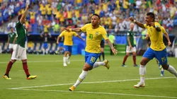 Neymar anotó su segundo gol en el Mundial y sacó a México de Rusia.