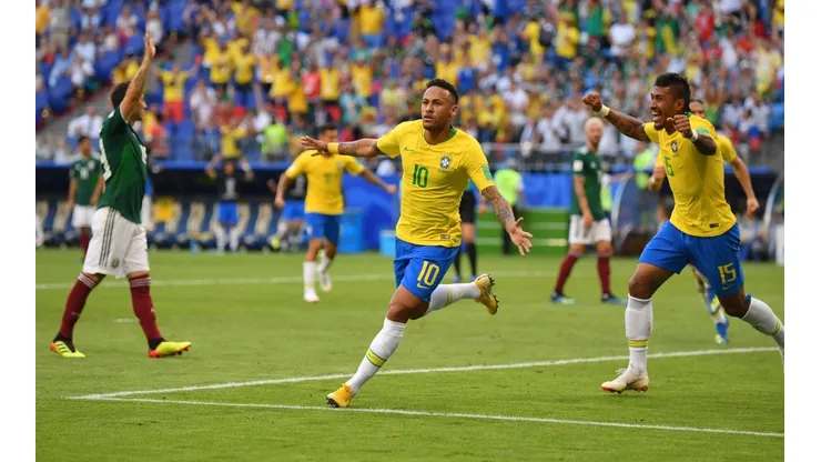 Neymar anotó su segundo gol en el Mundial y sacó a México de Rusia.