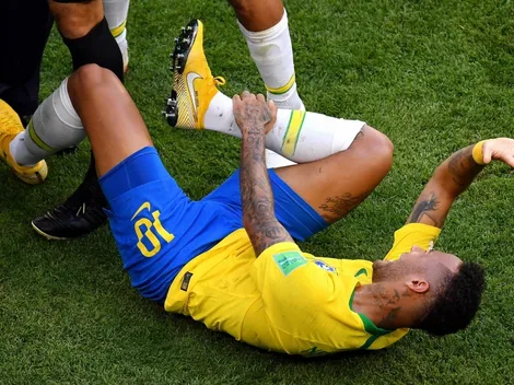 Layún pisó a Neymar, lo intentó romper ¡y el árbitro no lo expulsó!