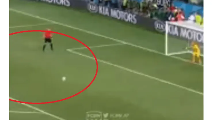Rakitic fue de los pocos que logró vencer a Schmeichel y clasificó a Croacia