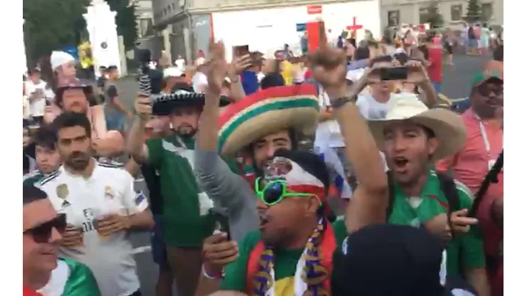 Foto de los hinchas de México.