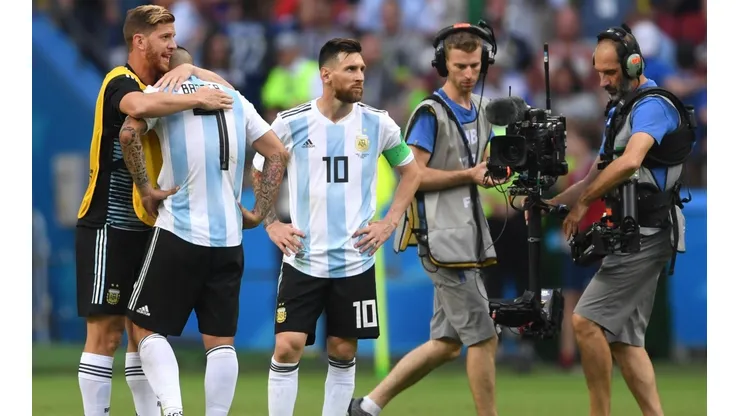 ADIÓS. La frustración de Messi y compañía después de quedar afuera del Mundial (Foto: Getty).