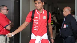 Venegas tuvo que soportar insultos de algunos fanáticos frente a su familia