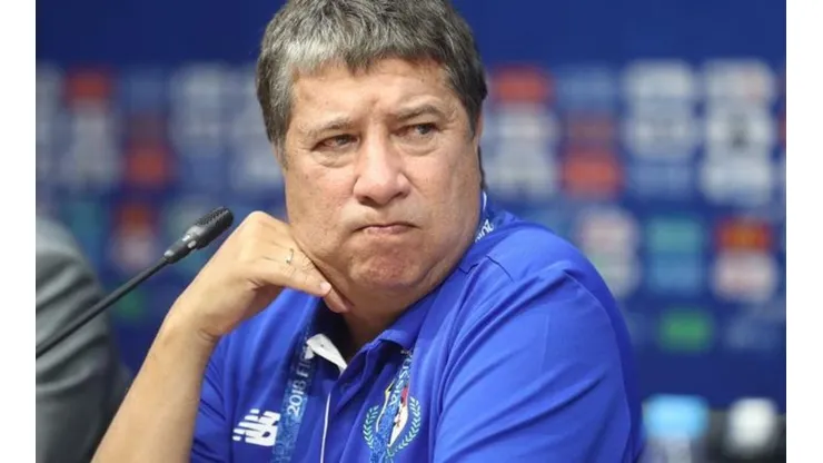 El seleccionador de Panamá fue centro de las criticas burlonas de Romay