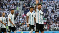 EL COMANDANTE. Lionel Messi agradece el apoyo del público ante Nigeria (Foto: Getty).