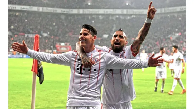 AMIGOS BÁVAROS. Arturo Vidal con James Rodríguez en el Bayern Múnich.