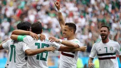 Los jugadores de México festejando un gol