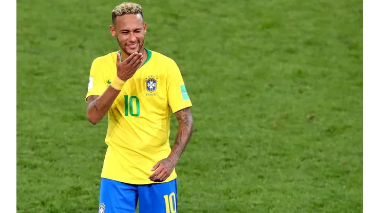 Neymar celebra la clasificación de Brasil