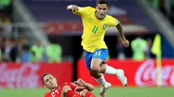 Philippe Coutinho durante la victoria de Brasil ante Serbia.