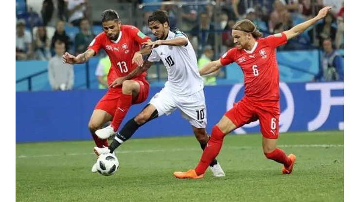 El capitán costarricense reconoció que el físico no le acompañará hasta 2022
