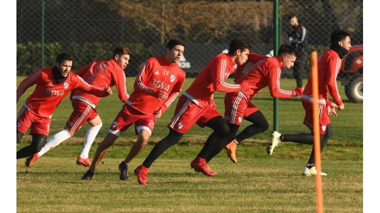 DE PRETEMPORADA. Los jugadores de River en el entrenamiento de hoy.