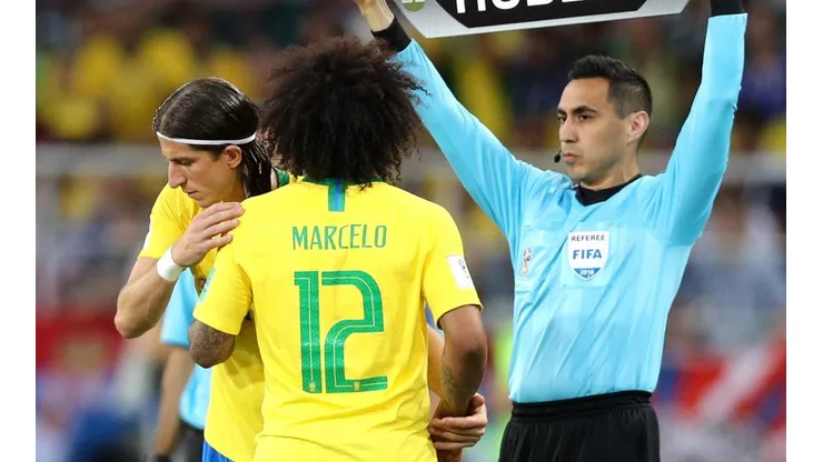 Marcelo le deja su lugar a Filipe Luis.