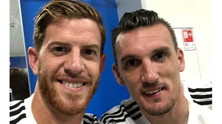 Ansaldi subió una foto con Armani y no paró de hablar de Dios