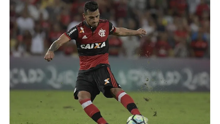Miguel Trauco se quiere ir de Flamengo. (Foto: Getty)