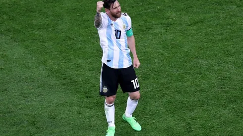 Al borde de las lágrimas. Messi se libera de la presión de quedar eliminado prematuramente.