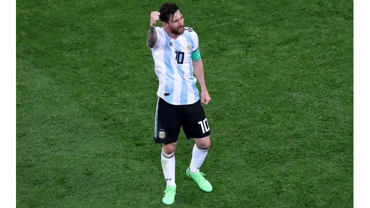 Al borde de las lágrimas. Messi se libera de la presión de quedar eliminado prematuramente.
