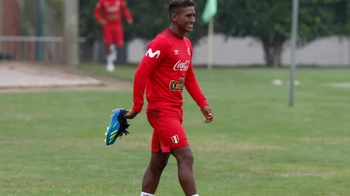 Pedro Aquino ingresó en la victoria ante Australia. (Foto: Getty)