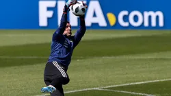 Armani fue ovacionado por toda la hinchada