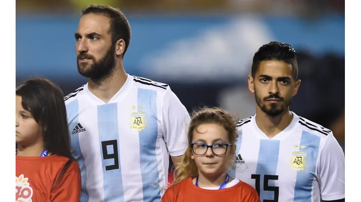 Lanzini e Higuaín en el amistoso previo al Mundial
