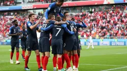 Dinamarca y Francia ponen sus equipos ideales para quedarse con el Grupo C