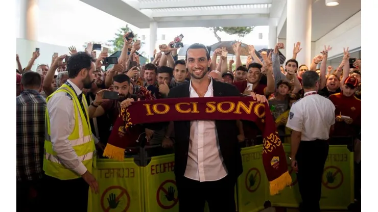 La Roma presentó a Javier Pastore