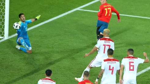 Empate agónico de España y premio en octavos