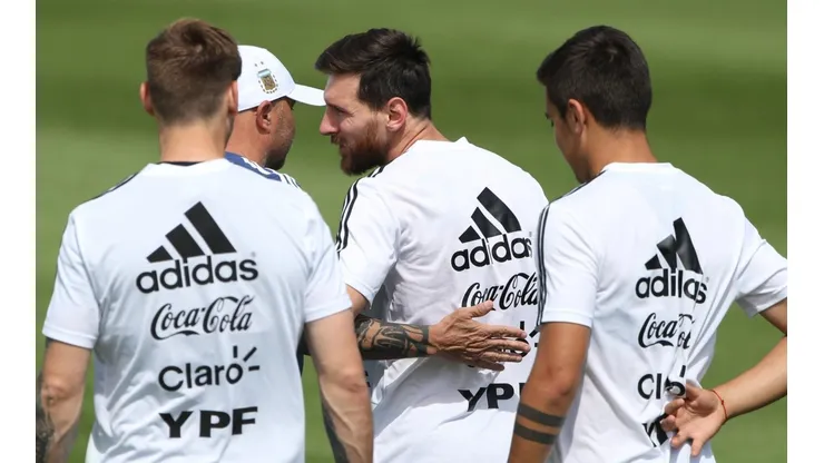 Foto de Lionel Messi con Jorge Sampaoli