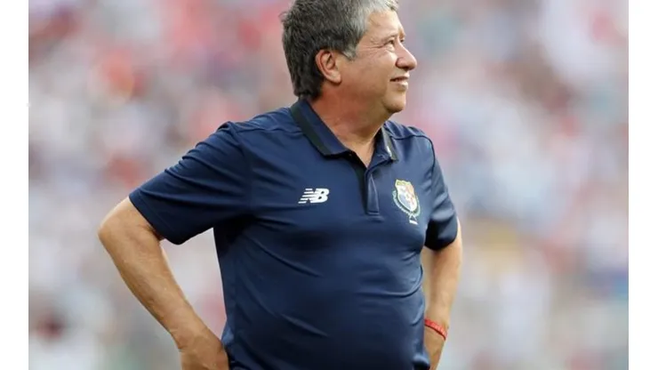 El seleccionador se mostró sonriente y emocionado con el tanto de Baloy